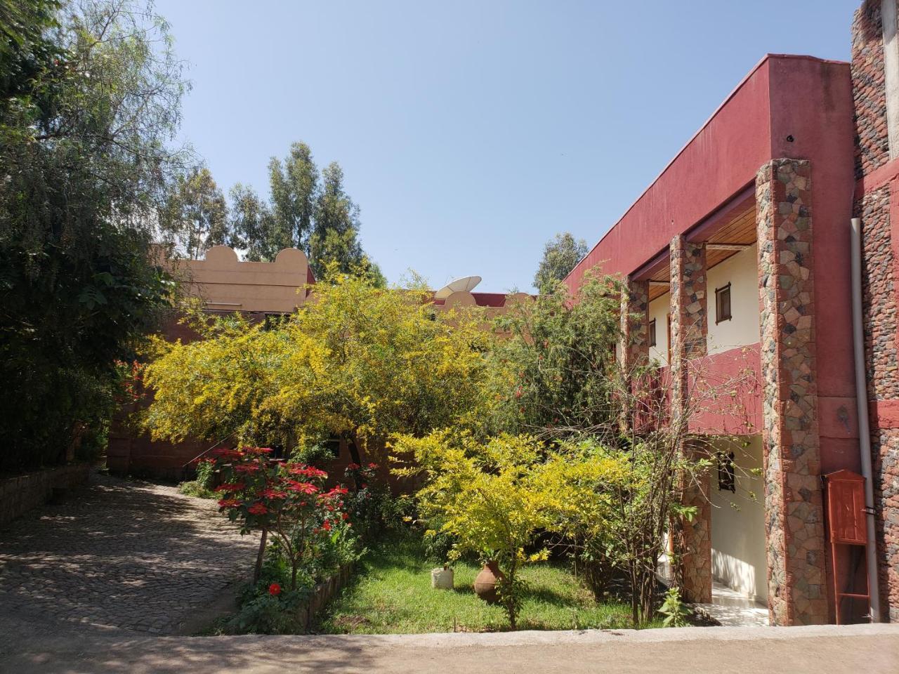 Top Twelve Hotel - Lalibela Exterior photo